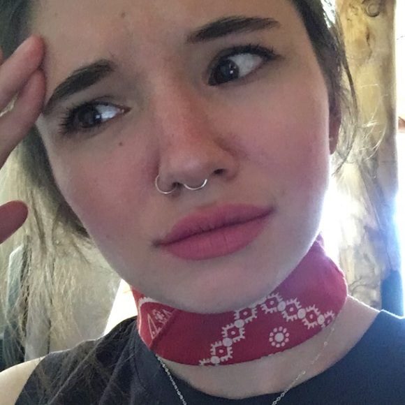 Meet your Posher, Megan - Picture 5 of 7